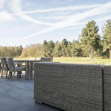 Z Luxe Bouwlust Вилла